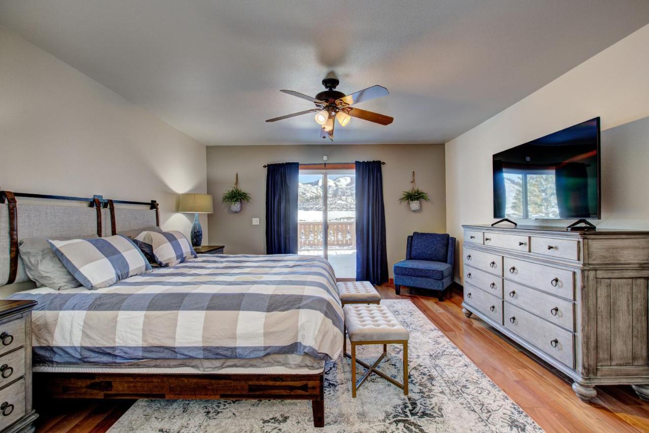 Twin Pines Cabin In Wilderness Ranch On Hwy 21, Amazing Views, 20 Ft Ceilings, Fully Fenced Yard, Pet Friendly, , Go Paddle Boarding At Lucky Peak, Or Snowshoeing In Idaho City And Take In The Hot Springs, Sleeps 10! Бойсе Экстерьер фото