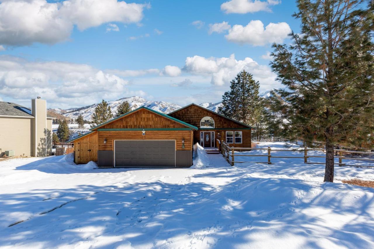 Twin Pines Cabin In Wilderness Ranch On Hwy 21, Amazing Views, 20 Ft Ceilings, Fully Fenced Yard, Pet Friendly, , Go Paddle Boarding At Lucky Peak, Or Snowshoeing In Idaho City And Take In The Hot Springs, Sleeps 10! Бойсе Экстерьер фото